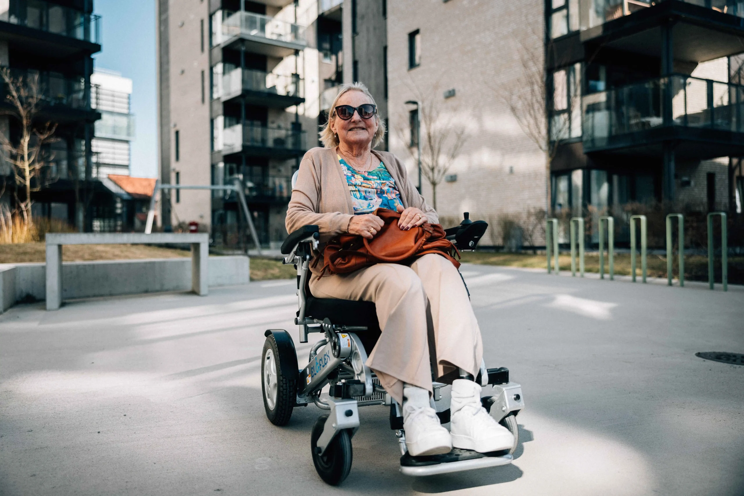 Synnøve i eloflex elektriske rullestol